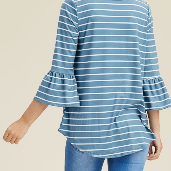 Bell Sleeve Top (Leggings material) - Picture 5 of 8